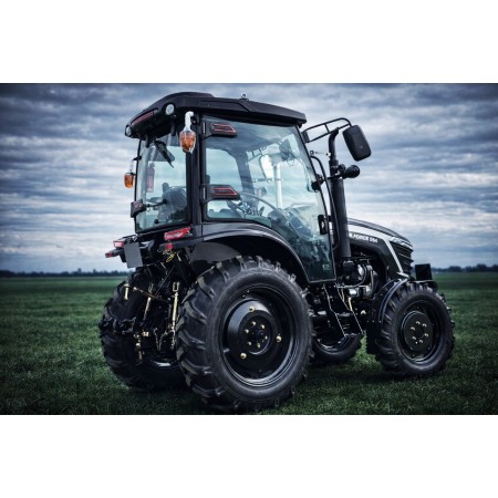 Трактор TERRA FORCE 554XC, 50 к.с, 4х4, заводська кабіна, прижимна гідравліка, серга, реверс, кондиціонер Трактор TERRA FORCE 554XC, 50 к.с, 4х4, заводська кабіна, прижимна гідравліка, серга, реверс, кондиціонер